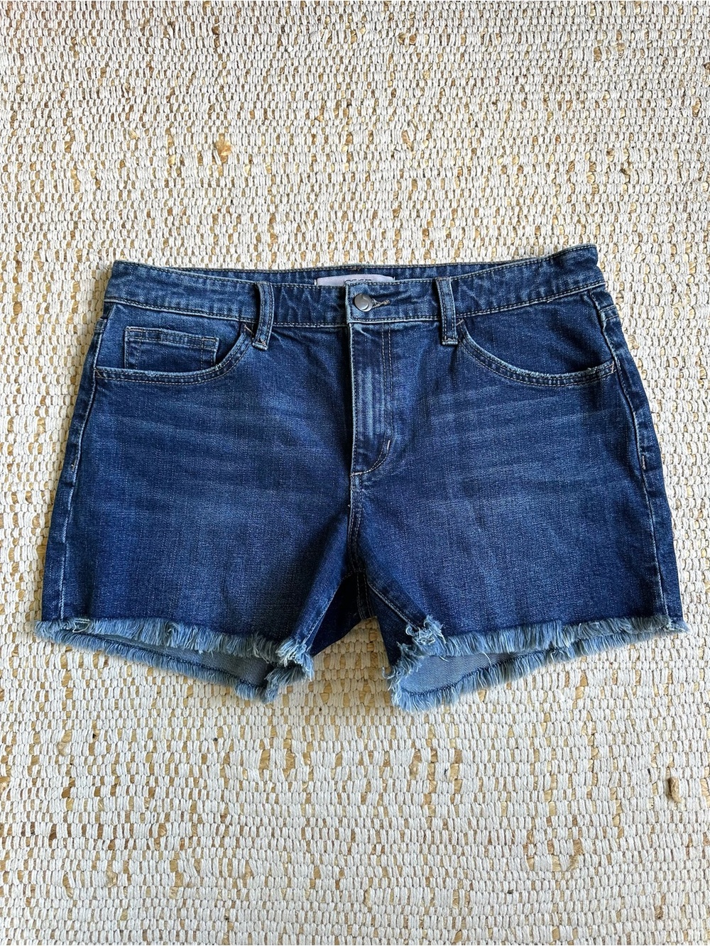 Joe's Jeans Dark Wash Frayed Hem Denim Shorts Size‎ 31